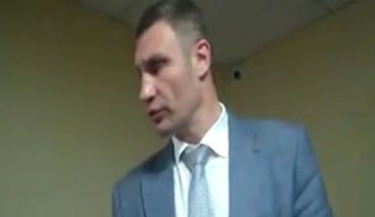 "Я не могу представить, чтобы Непоп вытягивал с вас деньги", - Кличко говорит, что не знал о суде против защитников озера Утиное. ВИДЕО