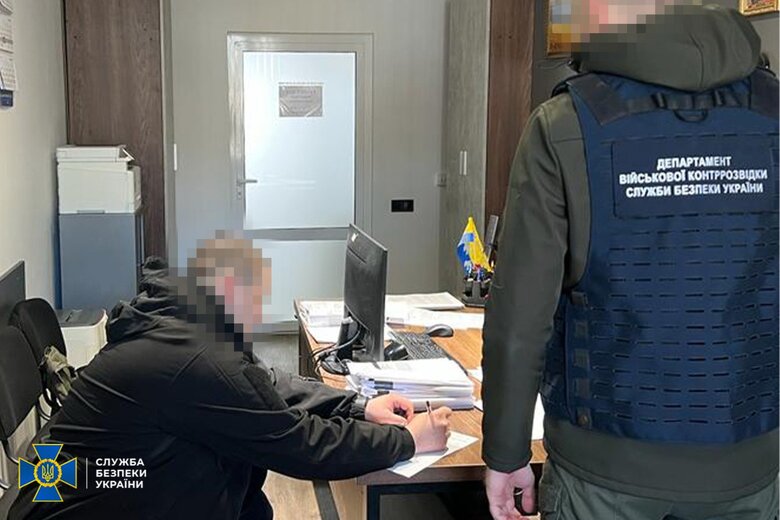 Викрито тилових командирів Нацгвардії, які незаконно привласнили майже 14 млн бойових премій, - СБУ 02