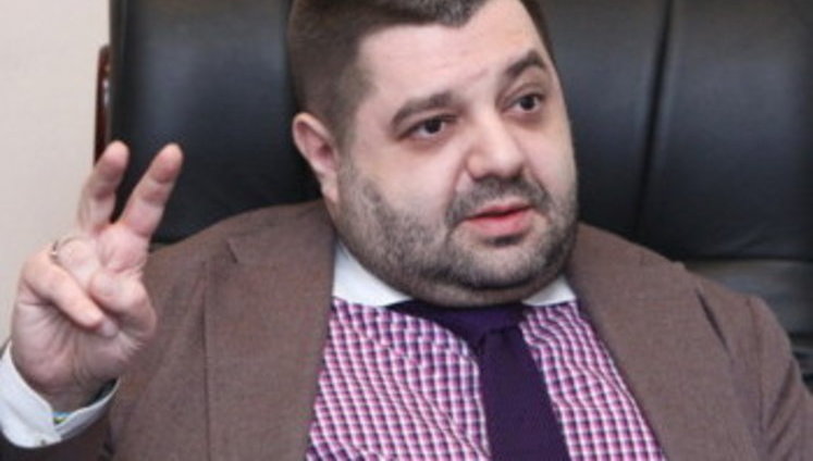 Прокуратуру Кипра просят начать расследование против нардепа Грановского, ездившего туда с Луценко