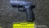 П’яний чоловік із понад 2 проміле алкоголю влаштував стрілянину біля школи в Тернополі: поранено 15-річного хлопця. ФОТО