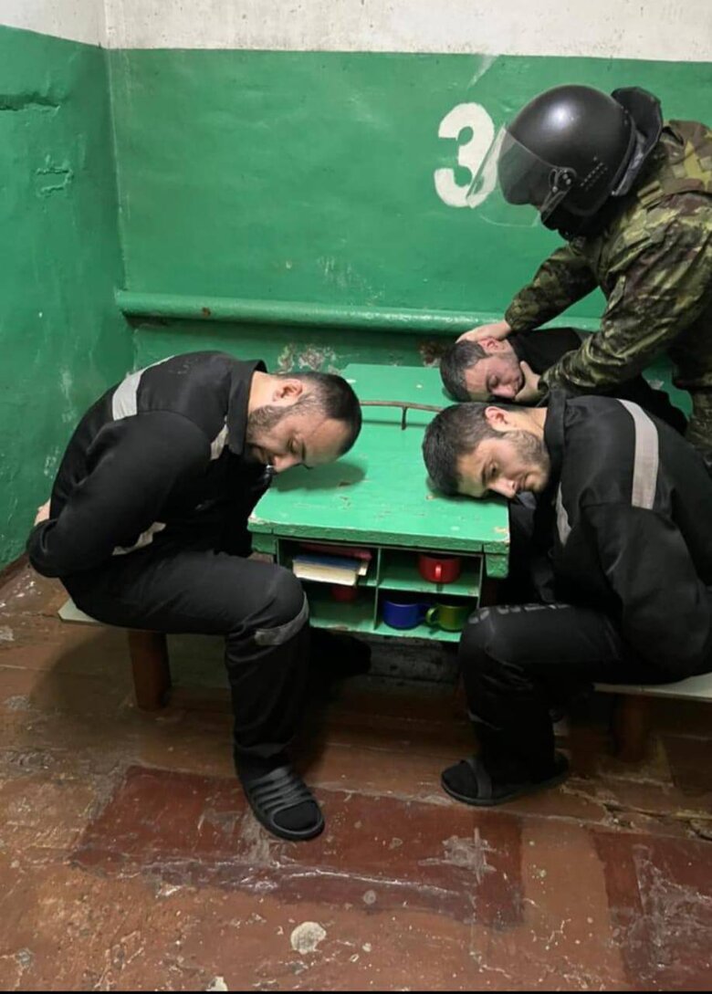 У російській колонії побили ув’язнених, які виступали проти вербування на війну в Україні, - ЗМІ 01
