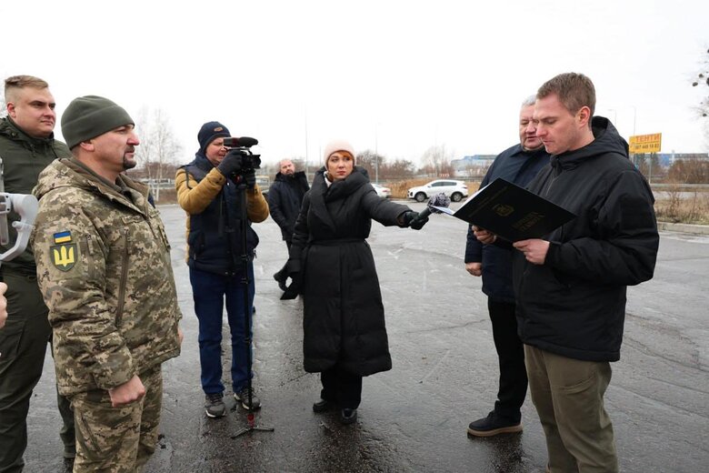 пікапи для 72 бригади
