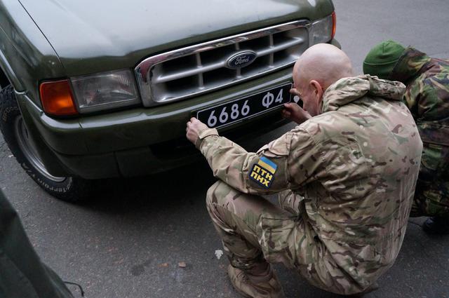 добровольцы волонтеры баранецкий