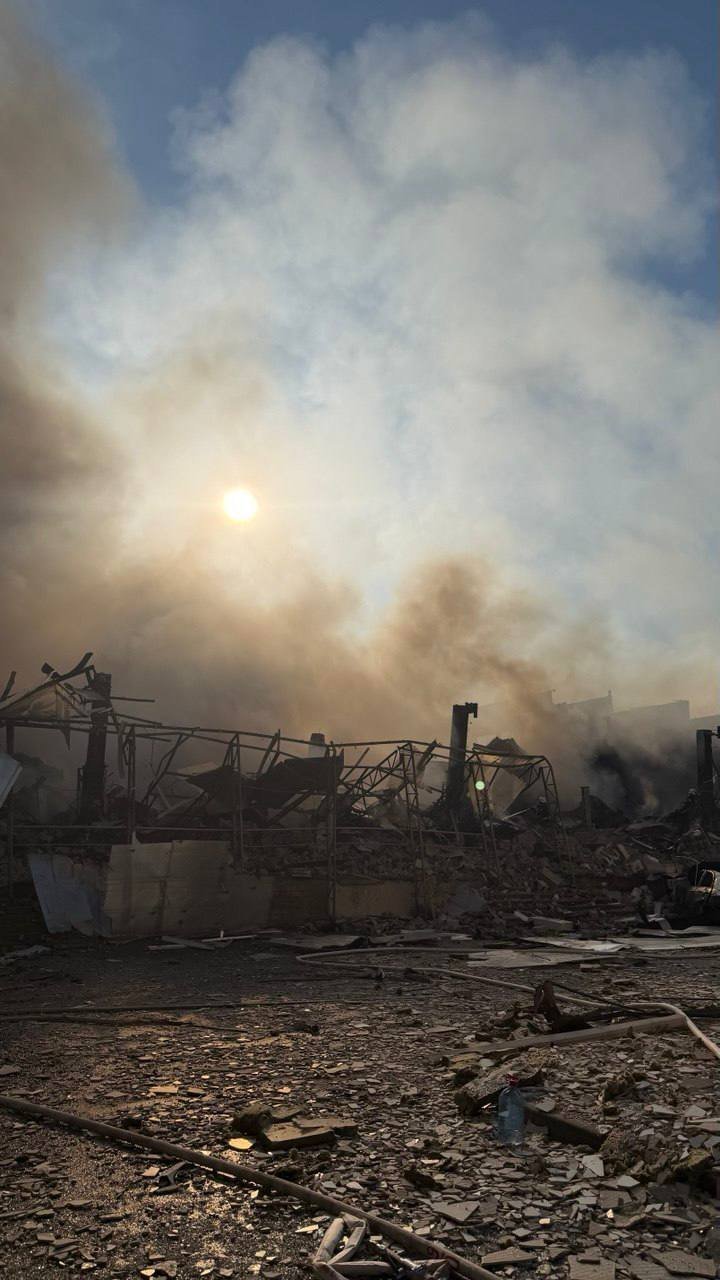 MOYO reported that its warehouse and office had been destroyed as a result of a Russian strike