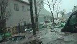 При разборе завалов в Японии спасатели нашли уникальную запись первых минут цунами. ВИДЕО.