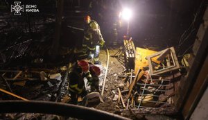 РФ завдала комбінованого удару по Києву: двоє загиблих, серед 37 постраждалих - дитина (оновлено). ФОТОрепортаж