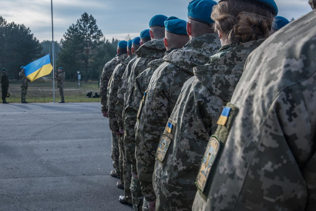 Украинские военнослужащие принимают участие в международных учениях Кленовая арка-2017 в Польше 03 Украинские военнослужащие принимают участие в международных учениях Кленовая арка-2017 в Польше 03