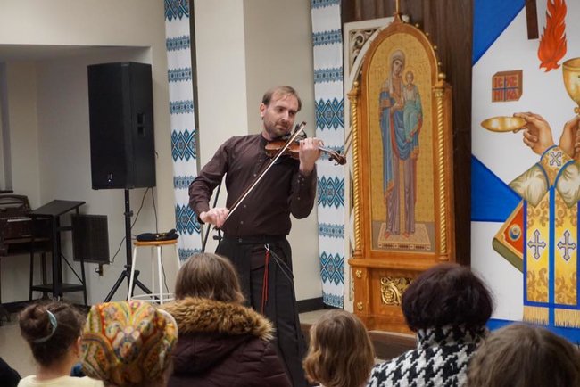 Благодійний концерт на підтримку поранених українських воїнів відбувся в Нью-Йорку 04