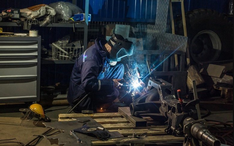 виробництво,зброї