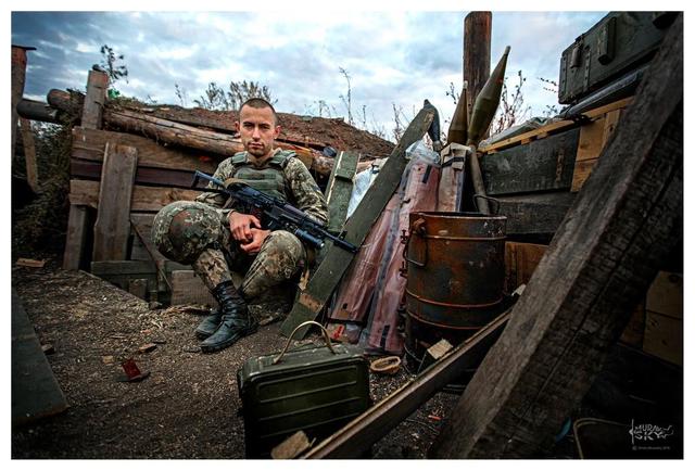 боец