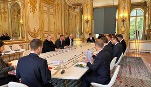 Українська делегація зустрілася із представниками "Коаліції охочих": обговорили припинення вогню та гарантії безпеки. ФОТОрепортаж