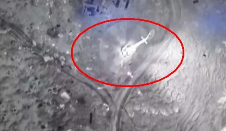 Bayraktar destroyed enemy helicopter over Zmiinyi Island. VIDEO