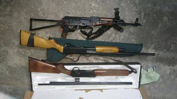 У фігурантів справи про вбивство журналіста Сергієнка виявлено арсенал зброї, - Нацполіція 01 У фігурантів справи про вбивство журналіста Сергієнка виявлено арсенал зброї, - Нацполіція 01