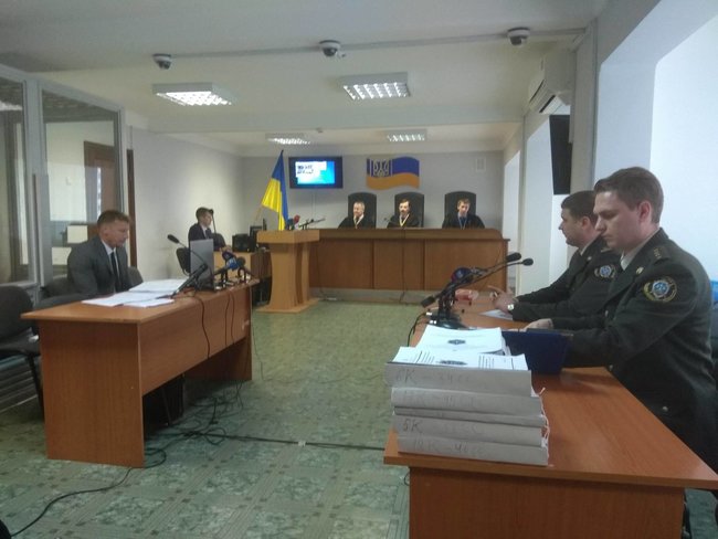 На суді про держзраду Януковича слухали Путіна і дивилися роспропаганду. СТЕНОГРАМА ЗАСІДАННЯ 03