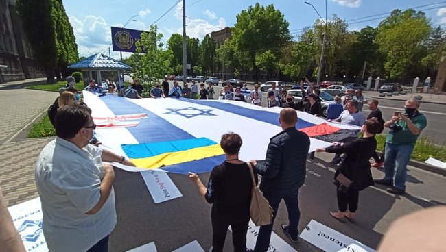 Россия = Хамас: под посольством РФ в Киеве состоялся митинг солидарности с Израилем 14