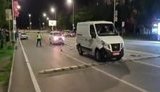 На пішохідному переході в Києві чоловіка збили відразу два автомобілі: постраждалий у важкому стані. ВIДЕО
