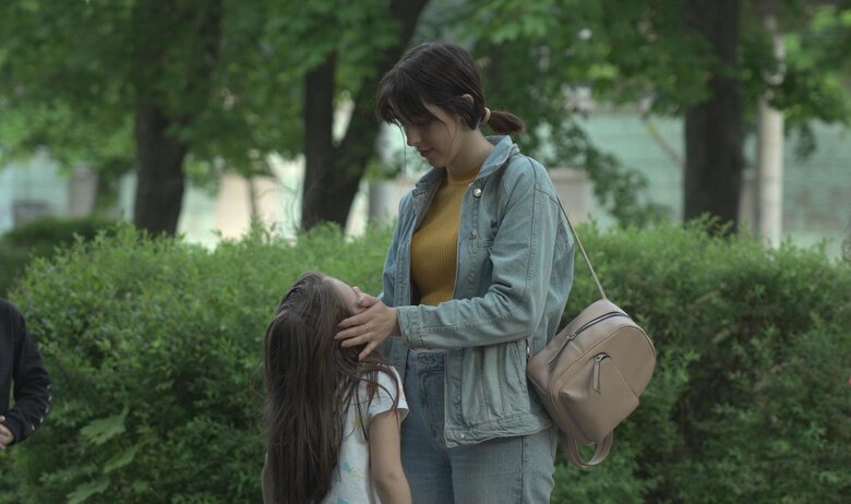 I went to dig up my mother, I tried with my hands - a documentary about deportation of Ukrainian children from Mariupol 03