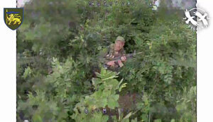 Drone operators of 60th SMB eliminated enemy infantry hiding in forest. VIDEO