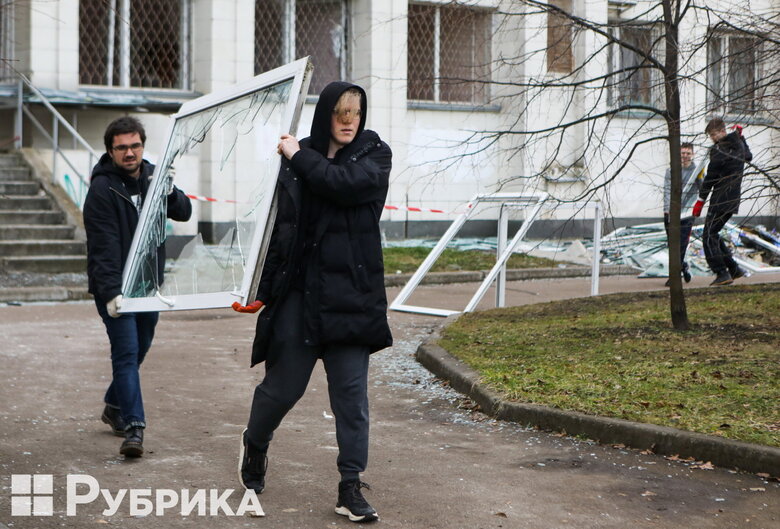 Внаслідок російського обстрілу Києва значно постраждали будівлі Київського нацуніверситету імені Тараса Шевченка 06