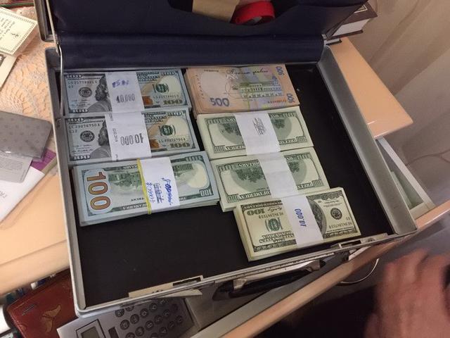 Мариупольские патологоанатомы вымогали деньги с родственников умерших людей за предоставление бесплатных услуг, - СБУ 03
