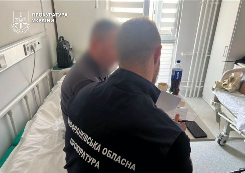 На Прикарпатті депутату міської ради повідомили про підозру у привласненні майже 1,7 млн