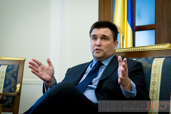У нас із РФ йде війна. Те, що Медведчук відстоює російську лінію в Україні, має сприяти нашій консолідації, - Павло Клімкін 03