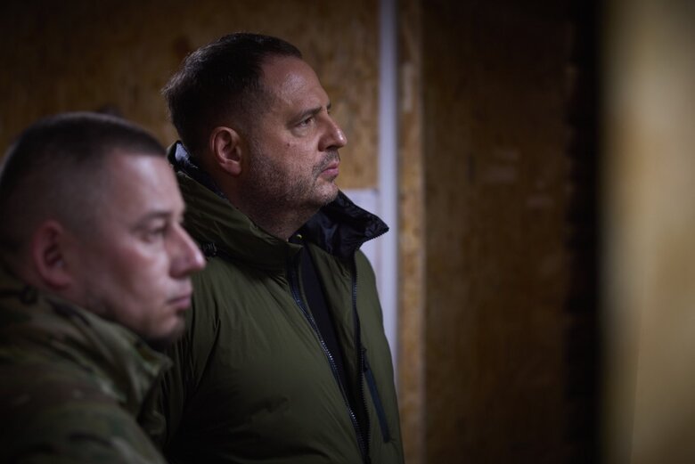 Володимир Зеленський нагородив воїнів 65-ї ОМБр за подвиги в обороні Запоріжжя