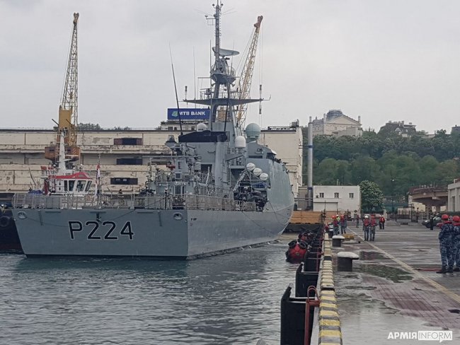 British Navys OPV Trent enters Odesa seaport – ministry 03
