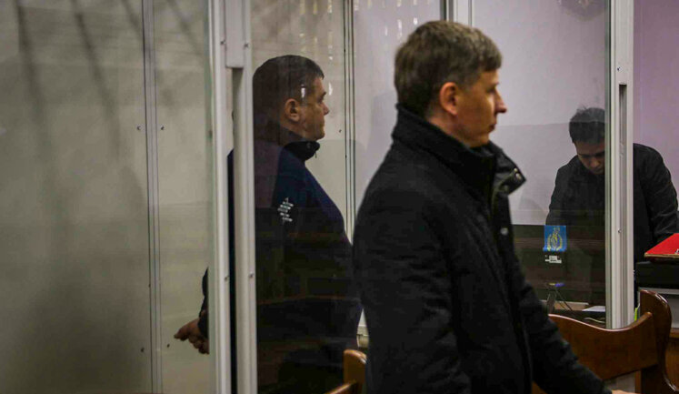 Суд арештував на два місяці начальника департаменту зовнішньоекономічної діяльності "Мотор Січі" Дзюбу