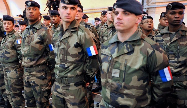 Франція різко збільшує витрати на оборону попри проблеми з дефіцитом бюджету