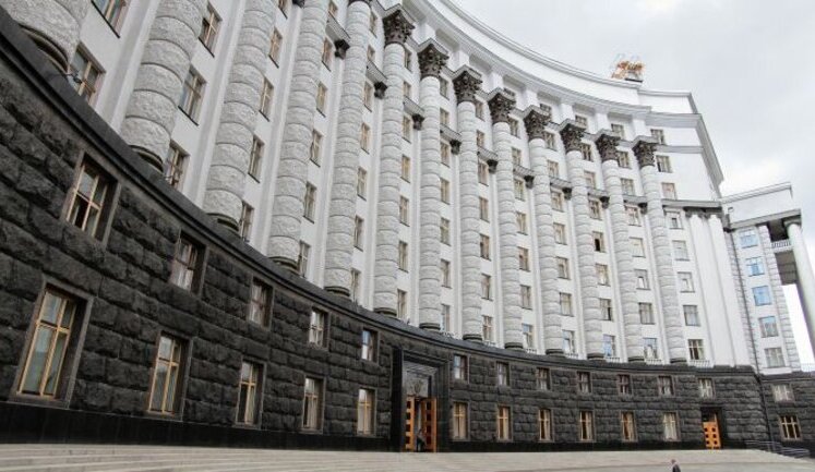 Кабмін вирішив створити нову державну установу. Вона займатиметься перекладами