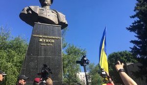 Мінкульт відмовився визнати пам'яткою погруддя Жукова в Харкові