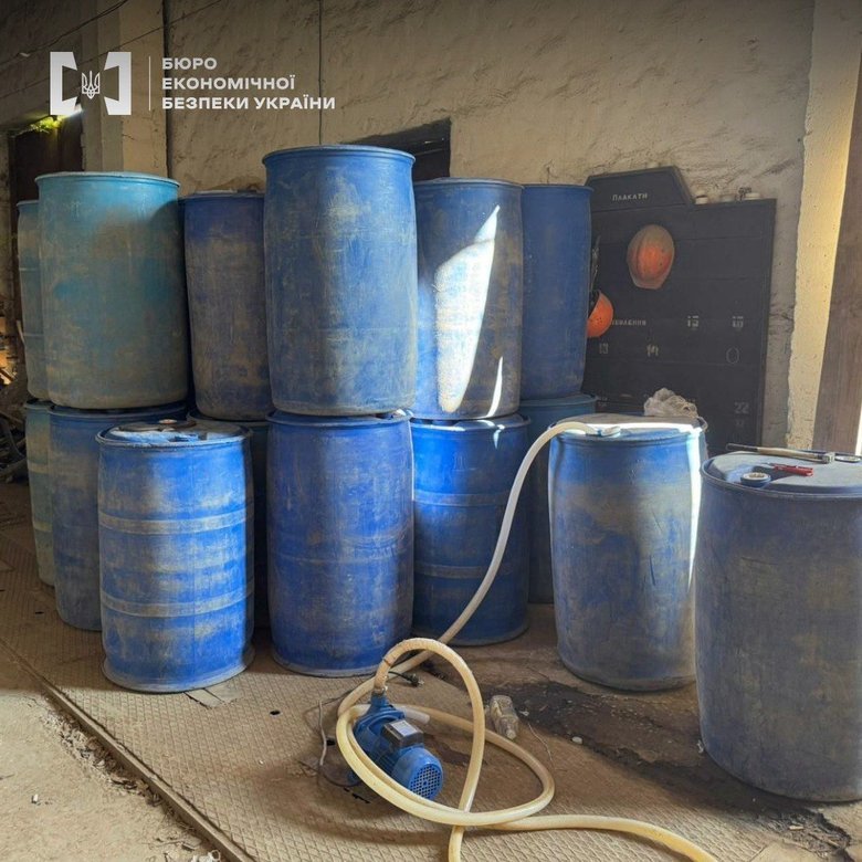 БЕБ викрило масштабне виробництво контрафактного алкоголю