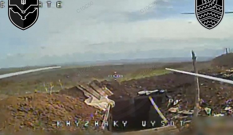 Drone operators from "High-Altitude Predators" battalion conducted reconnaissance of enemy fortifications using FPV drone on fibre-optic cable. VIDEO