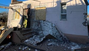 Россияне били по Синельниковскому и Никопольскому районам: разрушен дом культуры, повреждены дома, магазин и ЛЭП. ФОТОРЕПОРТАЖ