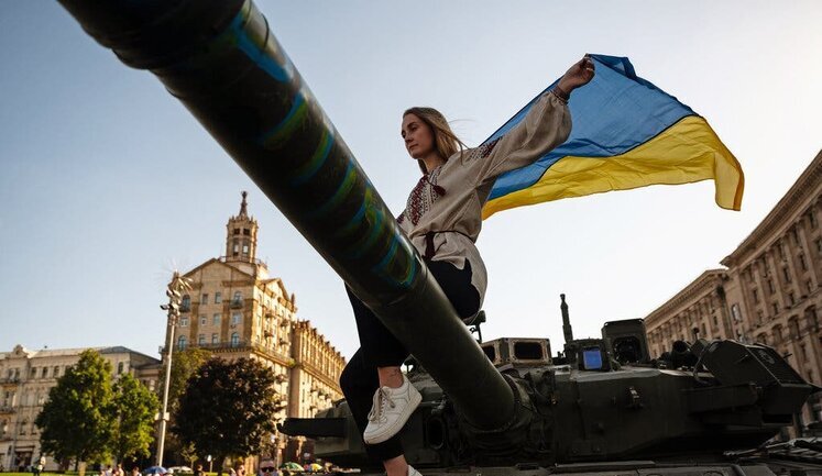 71% украинцев считают, что выборы должны быть только после окончательного мирного соглашения, - КМИС. ИНФОГРАФИКА