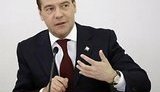 Медведев предложил помощь пострадавшим в ДТП