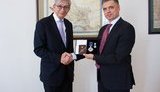Глава МИД Пристайко вручил орден экс-главе Всемирного конгресса украинцев Чолию. ФОТО