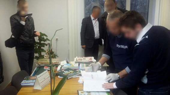 Сотрудник НААН Украины задержан на Виннитчине при получении взятки, - Нацполиция 01 Сотрудник НААН Украины задержан на Виннитчине при получении взятки, - Нацполиция 01