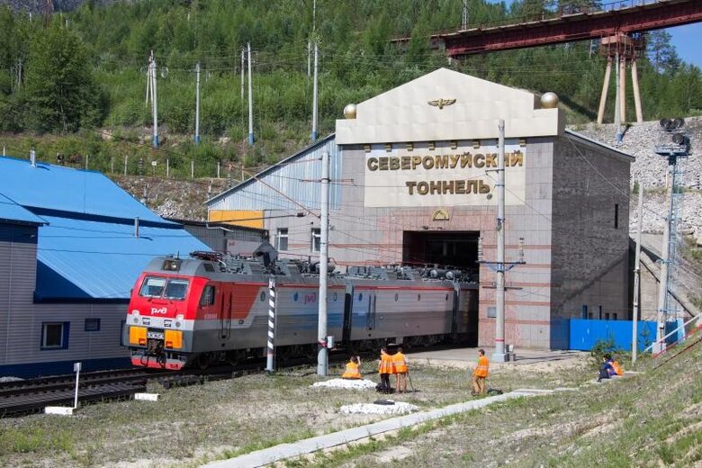 СБУ подорвала и парализовала стратегическую железную дорогу РФ, ведущую в Китай, - источник 02