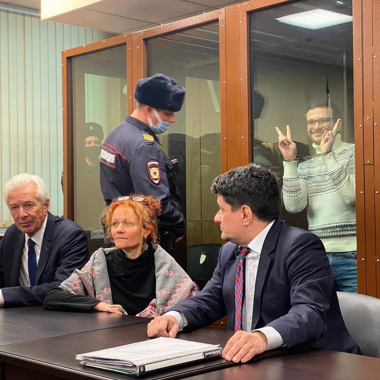 Российский суд приговорил оппозиционера Яшина к 8,5 годам за распространение информации о зверствах войск РФ в Буче 01