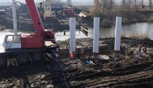 Хозсуд Киева открыл дело о банкротстве подрядчика строительства моста на Троещину