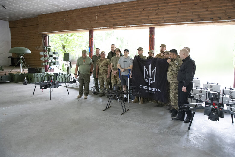 Кличко передав дрони батальйону Свобода