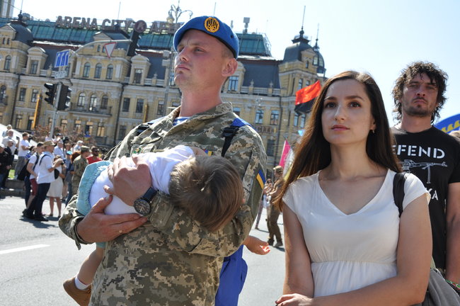 Марш захисників України в Києві завершився 08
