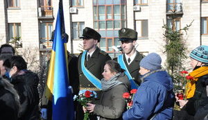 Пам'ять Героїв Небесної Сотні вшанували у Києві. ВІДЕО+ФОТОрепортаж