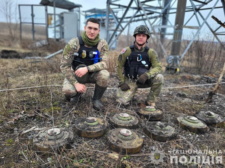 Протитанкове мінне поле на Харківщині