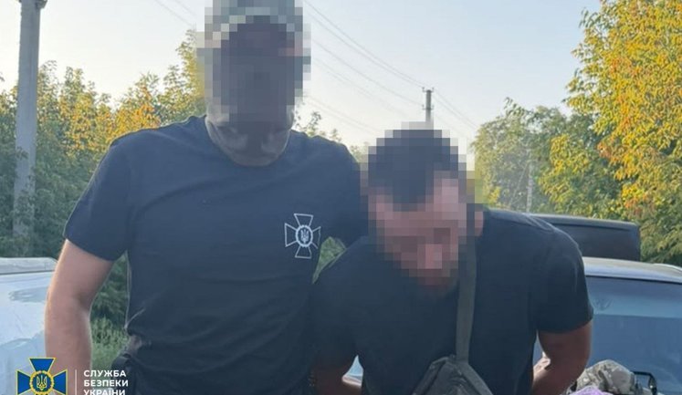СБУ задержала агента ГРУ, наводившего авиабомбы и "Смерчи" на Славянск