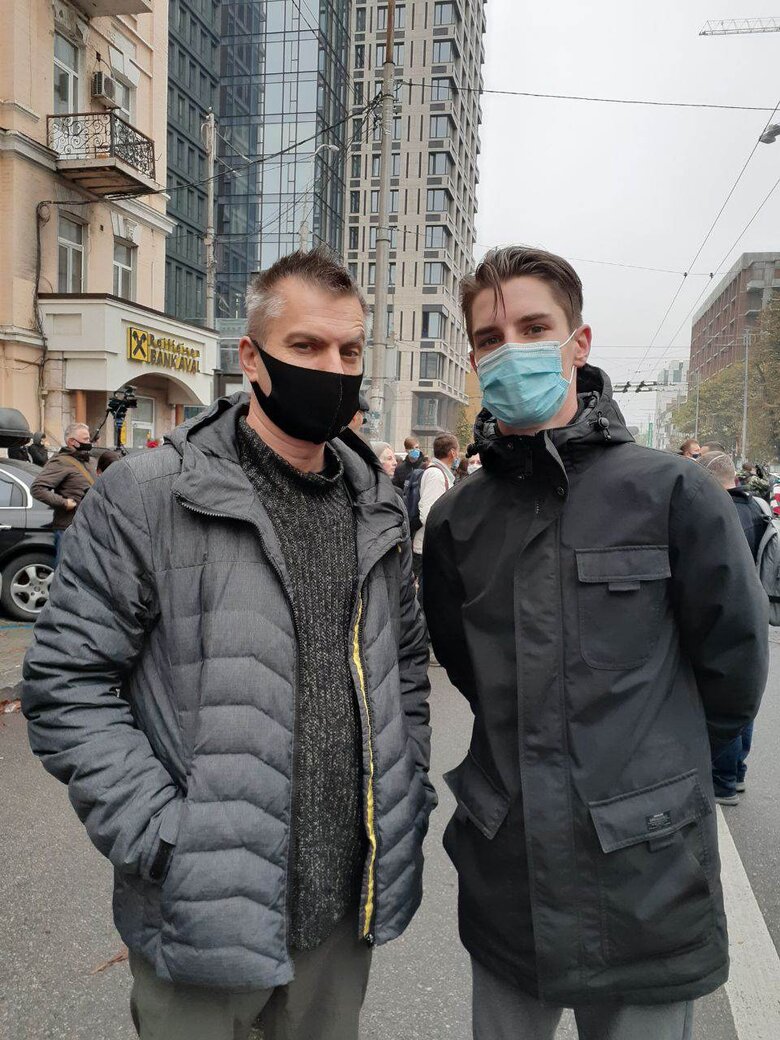 Тарас Ратушний: Війна не закінчиться у майбутньому, доступному нашим онукам. Вона може тимчасово відступити 02 Тарас Ратушний: Війна не закінчиться у майбутньому, доступному нашим онукам. Вона може тимчасово відступити 02