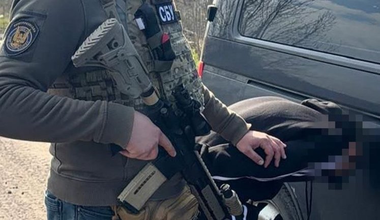 Готував удари півторатонних ФАБів по Силах оборони: СБУ затримала агента РФ на Донеччині