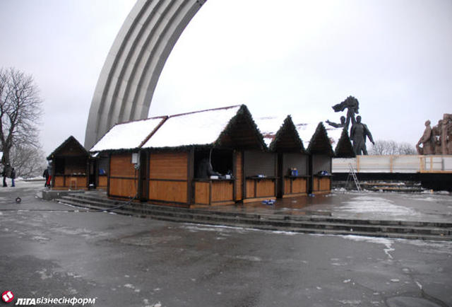 киев елка год новый